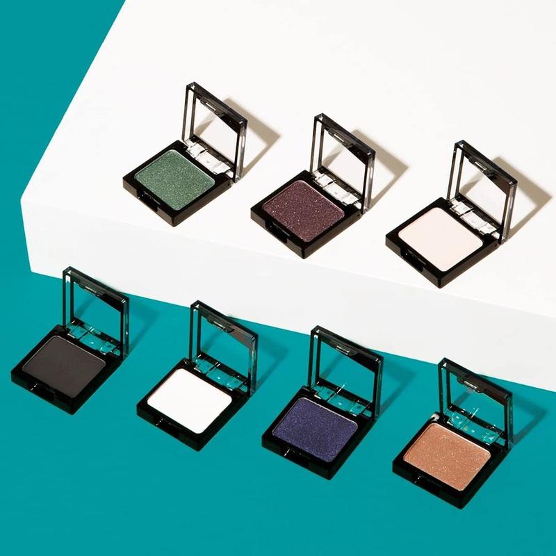 wet n wild Color Icon Eyeshadow - Ultra-Pigmented, Vitamin E Infused for a Silky-Smooth Moisturizing Application, Cruelty-Free & Vegan