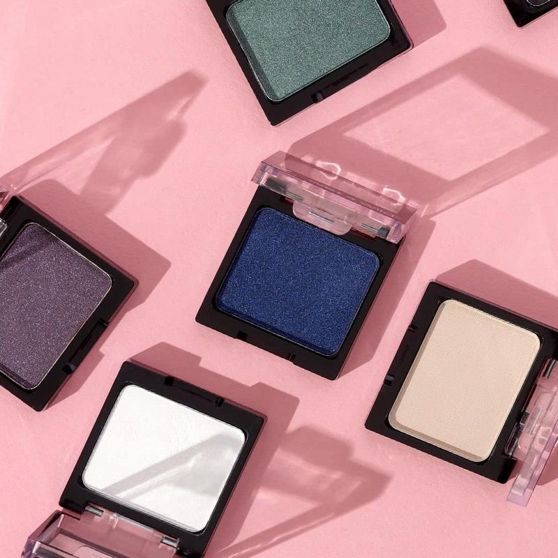 wet n wild Color Icon Eyeshadow - Ultra-Pigmented, Vitamin E Infused for a Silky-Smooth Moisturizing Application, Cruelty-Free & Vegan