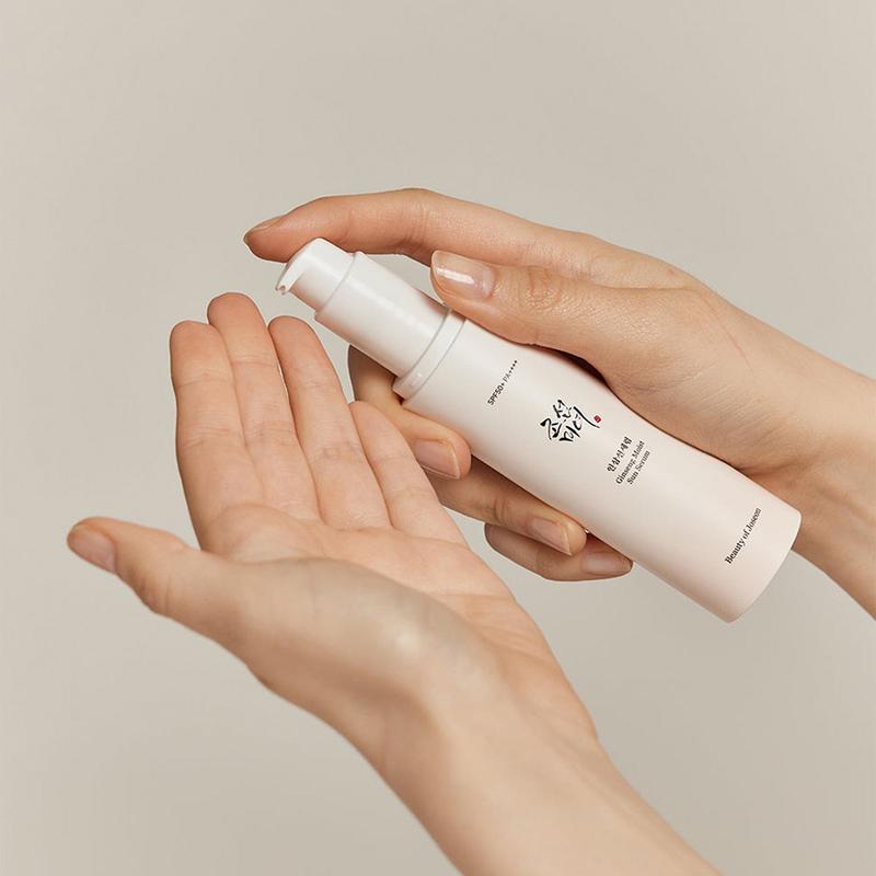 Beauty of Joseon Ginseng Moist Sun Serum Sunscreen (SPF 50+ PA++++) Lightweight Facial Skincare