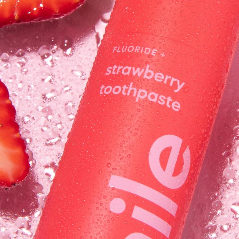 Hismile Strawberry Flavoured Fluoride Toothpaste