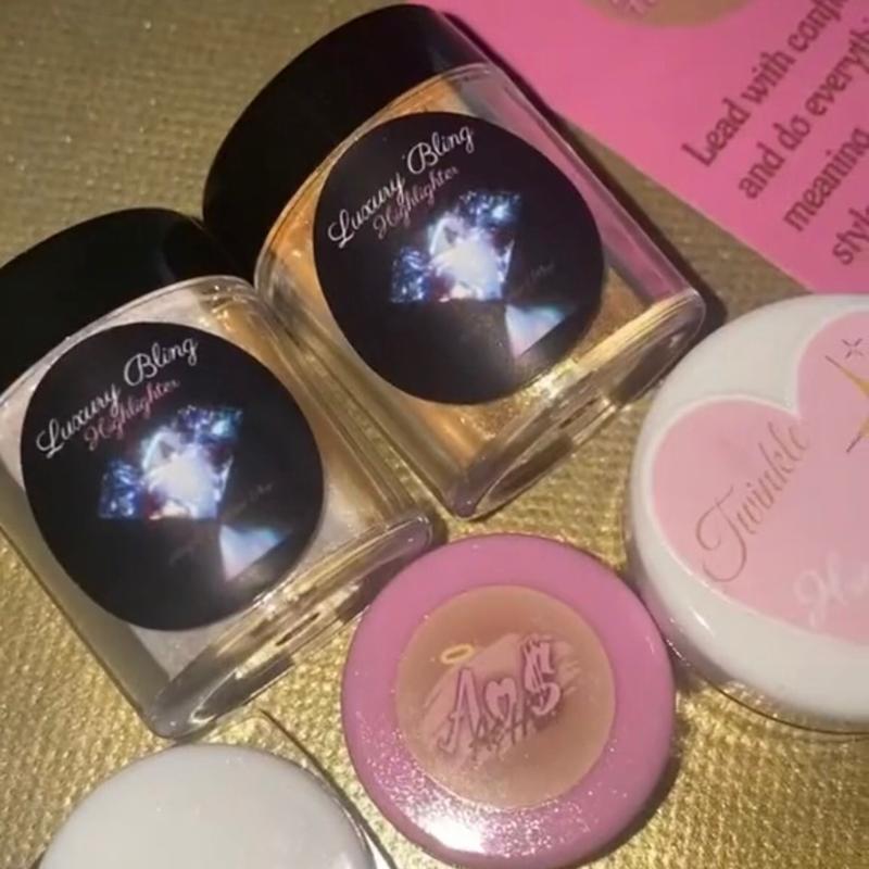 Luxury Bling Highlighter (Loose) - Angelic & Hood Shop - viral shimmer glitter highlighter brow bone topper body highlight