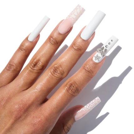 Pink Friday Nails - Queen’s Ransom - 28 Press-On Nails Classic French Manicure Press-On Nails