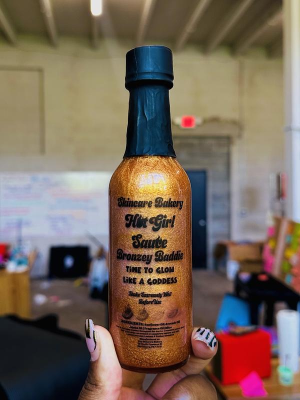 The Skincare Bakery Body Oil: Bronzey Baddie