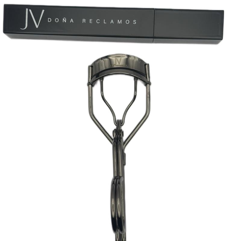 Makeup Cosmetic Set - Mascara & Eyelash Curler for Dramatic and Eye-Catching Look - Gentle