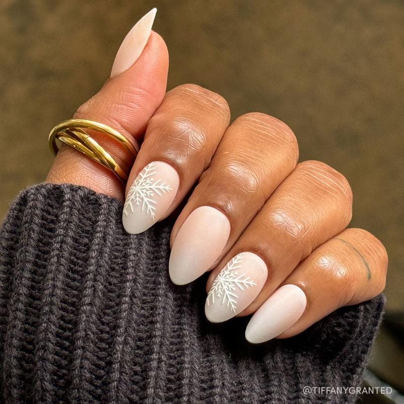 Glamnetic | Snow Place Like Home Press-On Nails Collection - Nail Glue & Remover