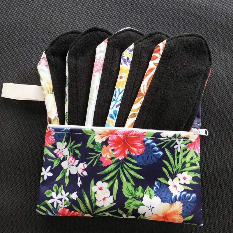 7pcs Set Including 1pc Mini Wet Bag +6pcs Bamboo Charcoal Cloth Menstrual Pads Reusable Sanitary Pads Mama Panty Liners (All Randomly Prints) Waterproof Comfort