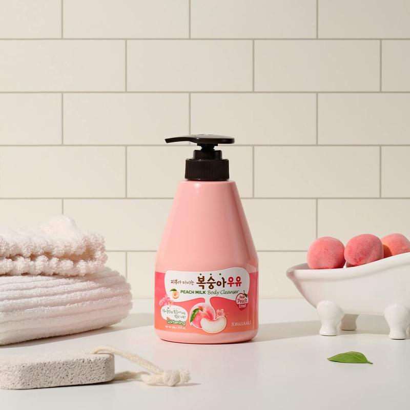 [WELCOS KWAILNARA] Peach Milk Body Cleanser 560 g   19.75 oz. Body Care Body Wash Cleansing Hydrating Moisture Soap Foaming