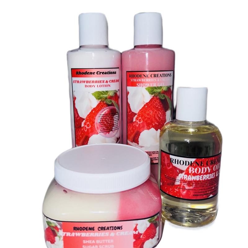 STRAWBERRIES AND CREAM SPA SET