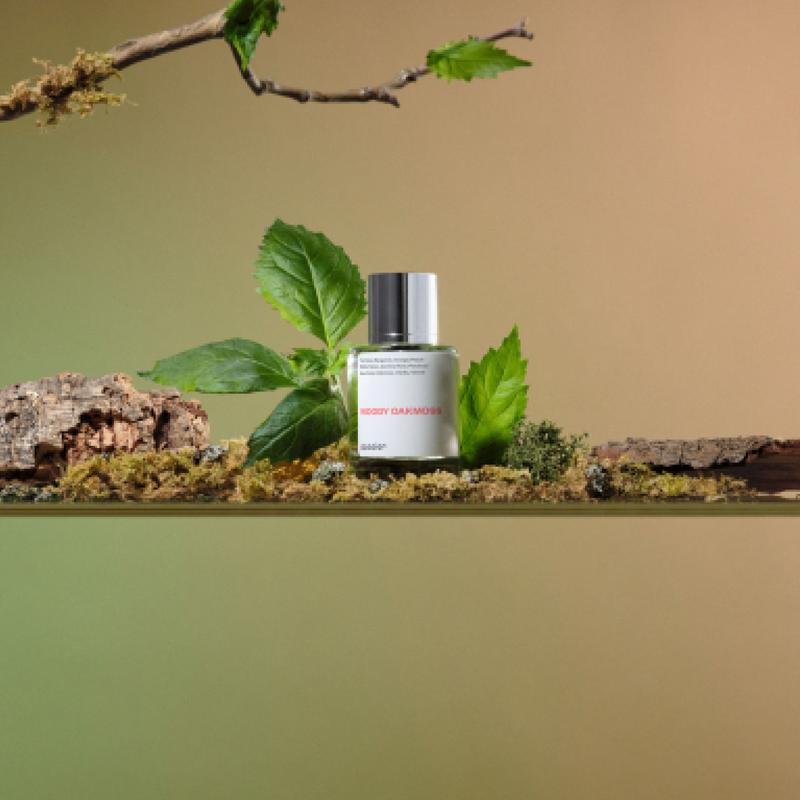 Woody Oakmoss, Dossier, Women, 50ml-100ml, Eau de Parfum, Bergamot, Orange, Peach, Jasmine, Rose, Patchouli, Vetiver
