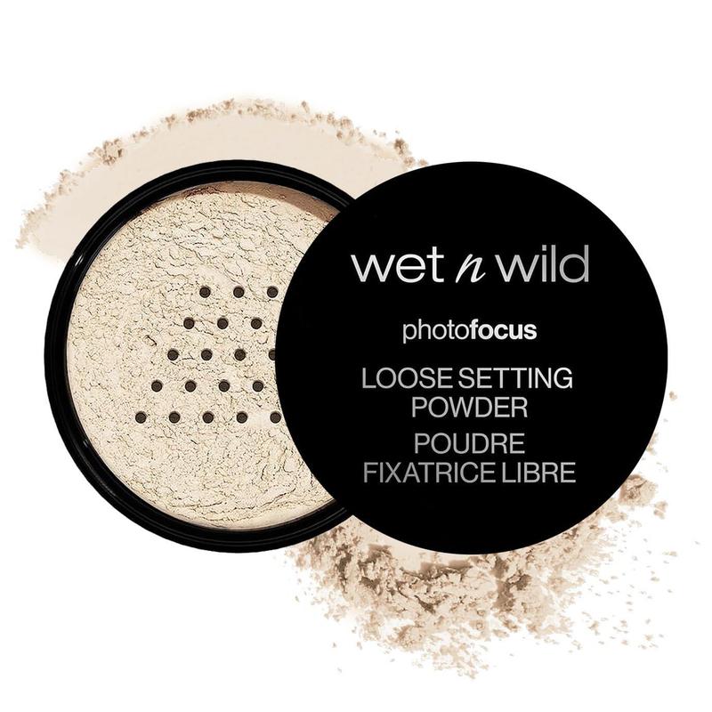 wet n wild Photo Focus Loose Baking Setting Powder, Highlighter Makeup, Fair to Medium & Tan Skin Tones, Translucent